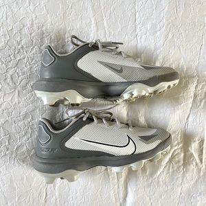 Nike Trout Youth Baseball Cleats size 3.5